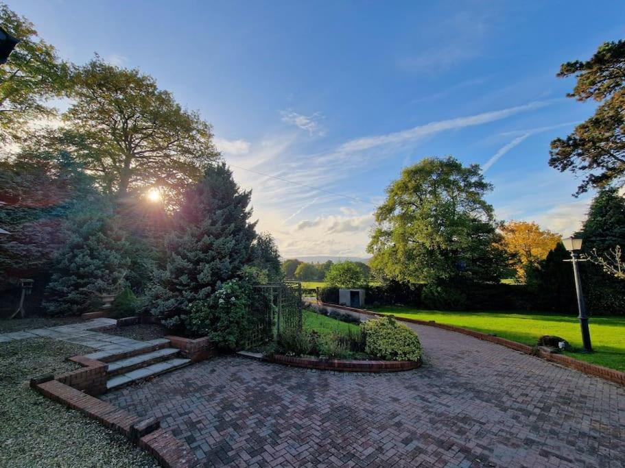 Bailey Estate House Villa Abergavenny Exterior photo